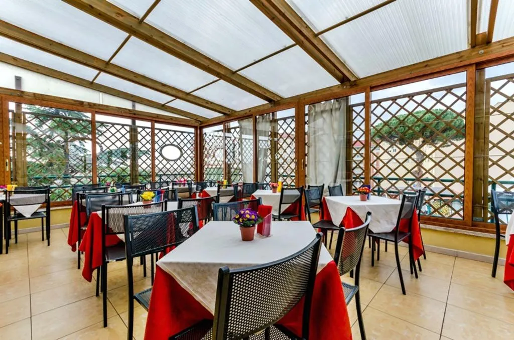 Restaurant, Antico Acquedotto Hotel, Naples