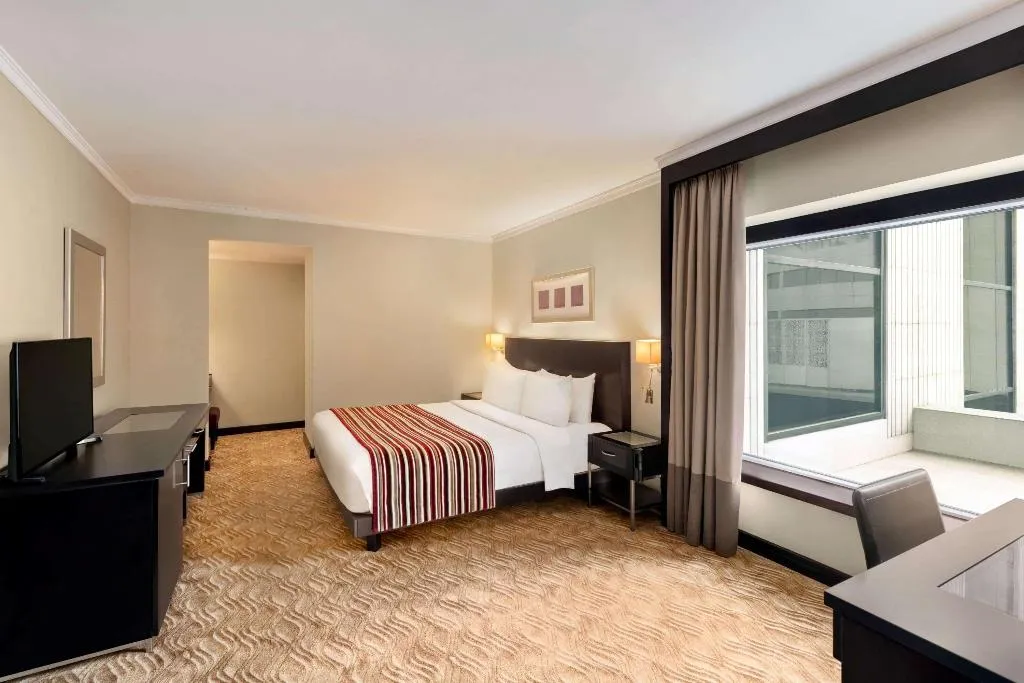 SUITE DELUXE Room, Ramada Plaza by Wyndham Dubai Deira, Dubai
