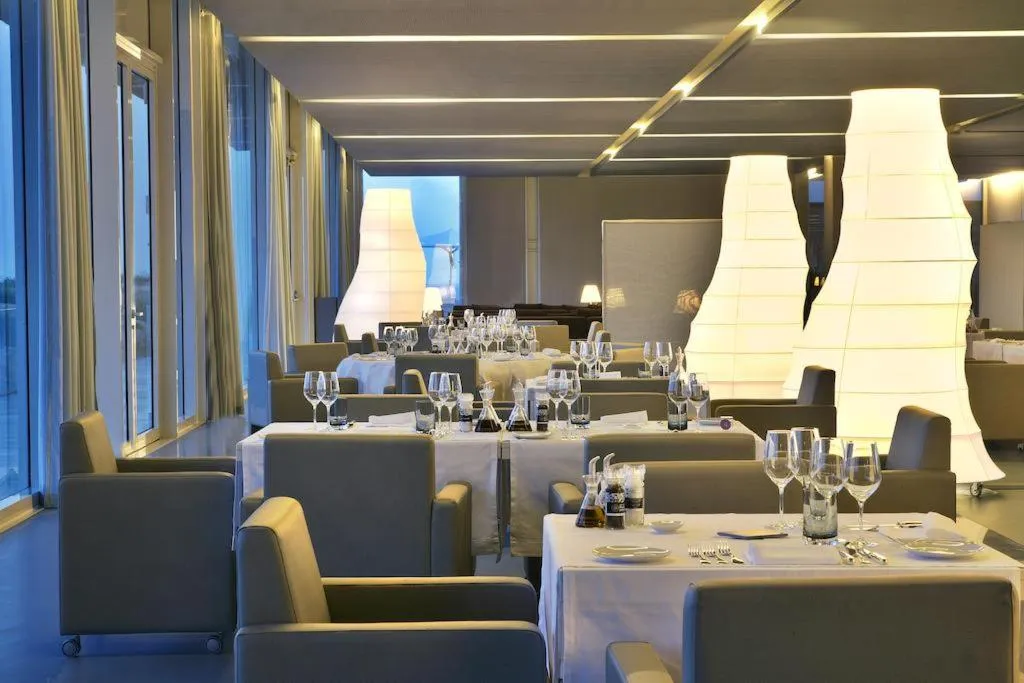 Restaurant, The Oitavos Hotel, Lisbon