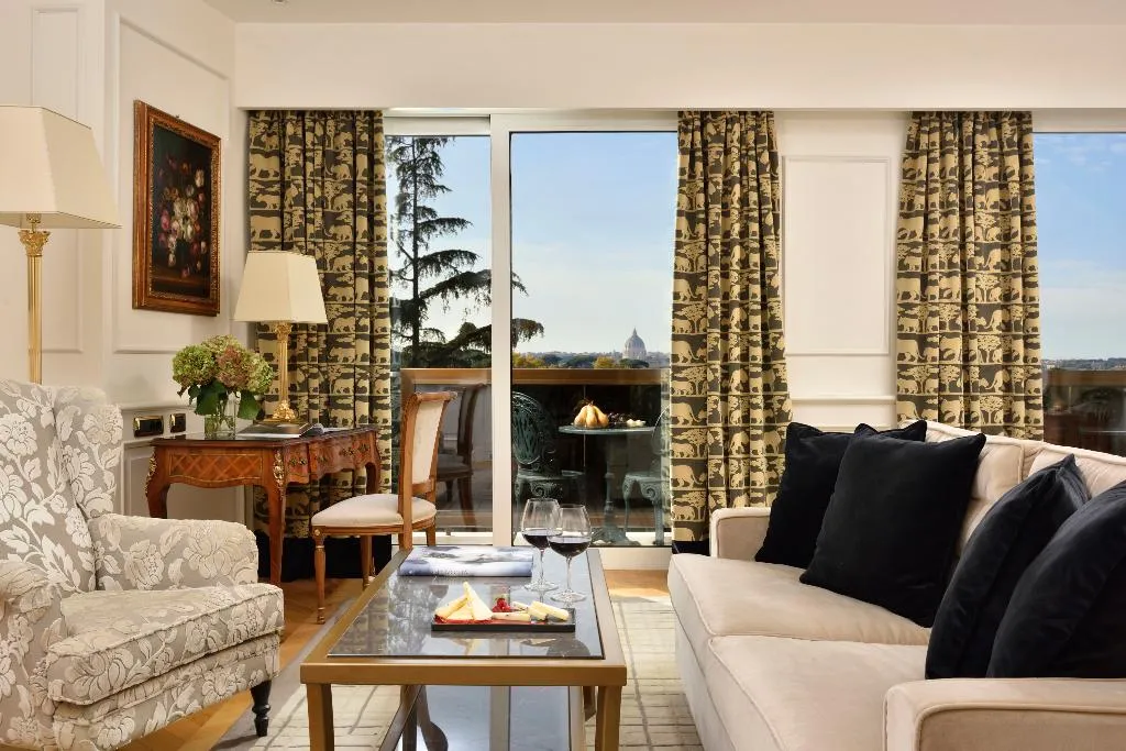 JUNIOR SUITE EXECUTIVE CITY VIEW Room, Parco dei Principi Grand Hotel & Spa, Rome