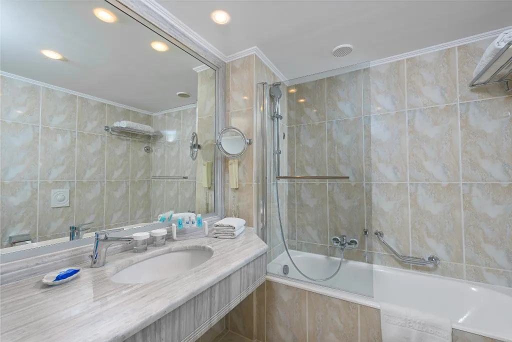 Double or Twin DELUXE SEA VIEW Room, Rodos Palladium, Rhodes