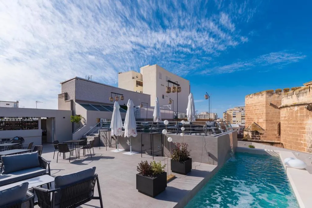 Pool, Catedral Almeria, Costa Almeria