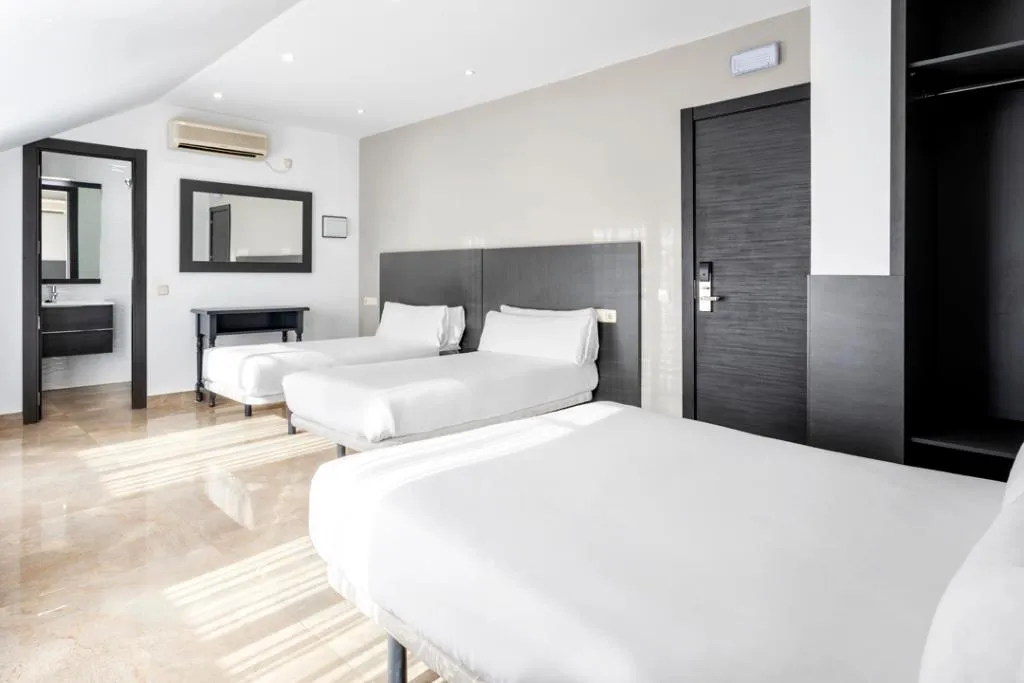 QUADRUPLE STANDARD Room, Hotel Victoria Valdemoro, Madrid