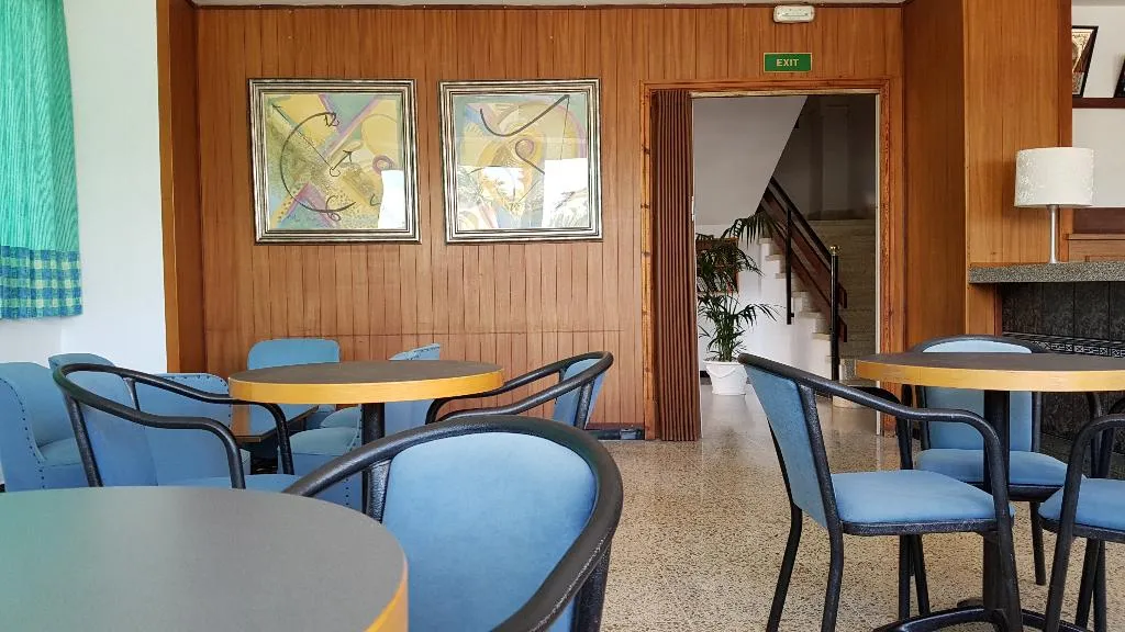 Lobby, Stil Mar y Paz, Majorca