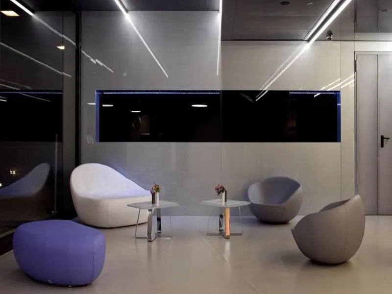 Lobby, Zone, Rome
