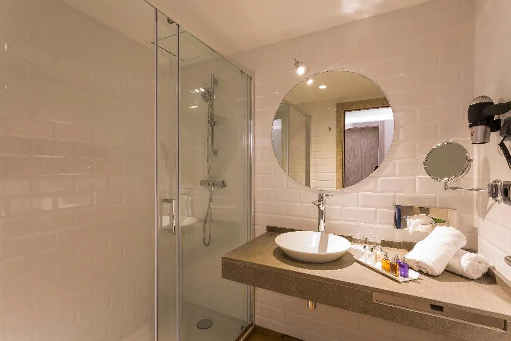 DOUBLE SINGLE USE DELUXE Room, Grand Palladium White Island Resort & Spa, Ibiza