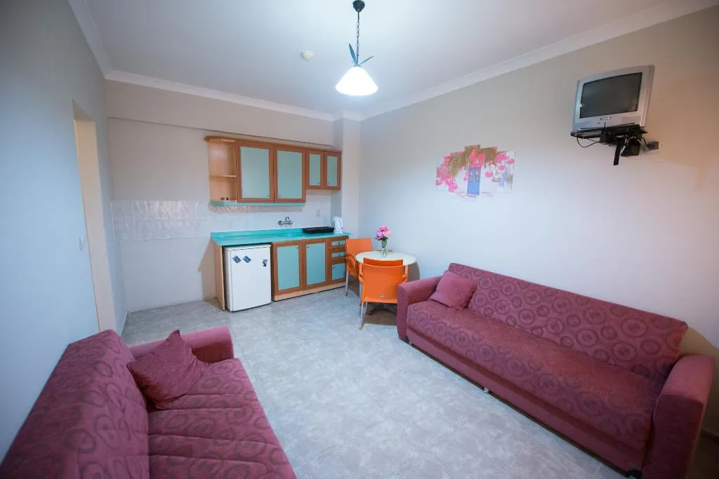 APARTMENT CAPACITY 4 Room, Albatros Apartments, Dalaman