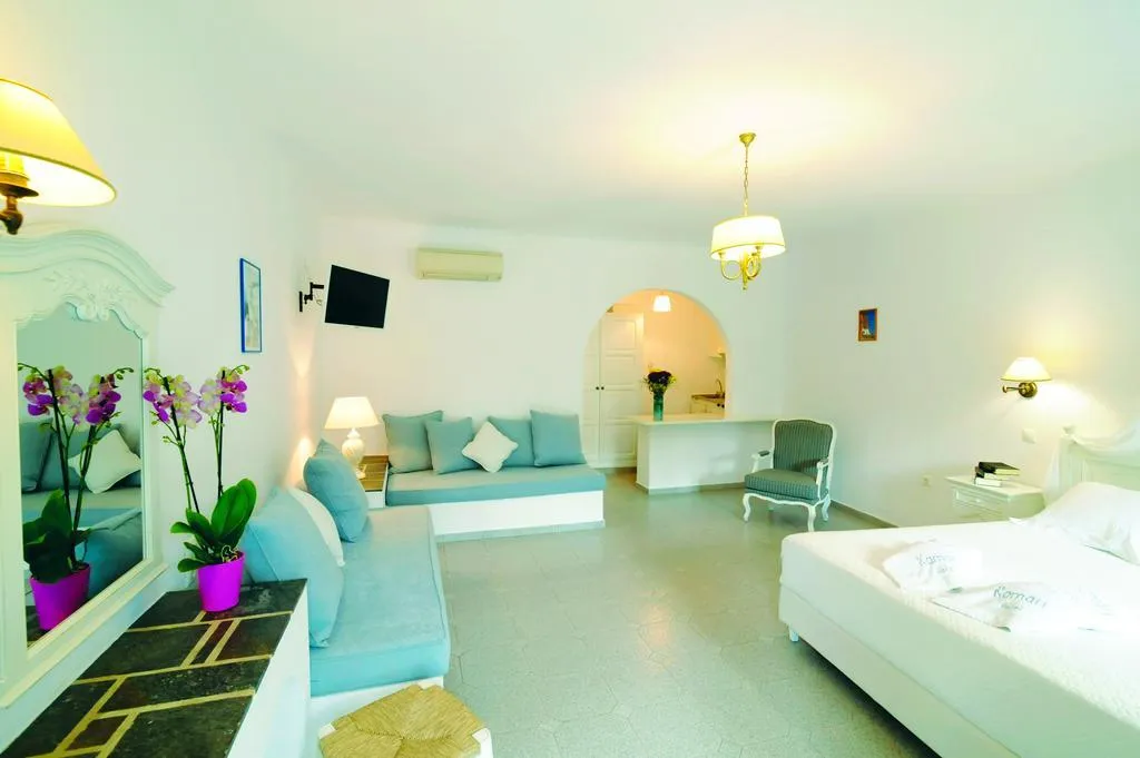 JUNIOR SUITE SUPERIOR Room, Kamari Hotel, Mykonos