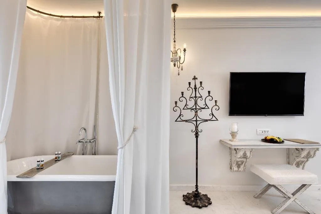 DOUBLE WITH PRIVATE POOL Room, Saint John Hotel Villas & Spa, Mykonos