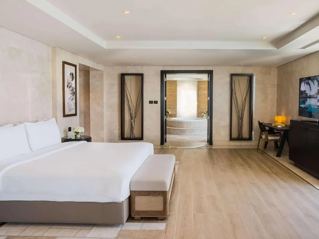 SUITE SEA VIEW KING BED Room, Rixos The Palm Hotel & Suites, Dubai