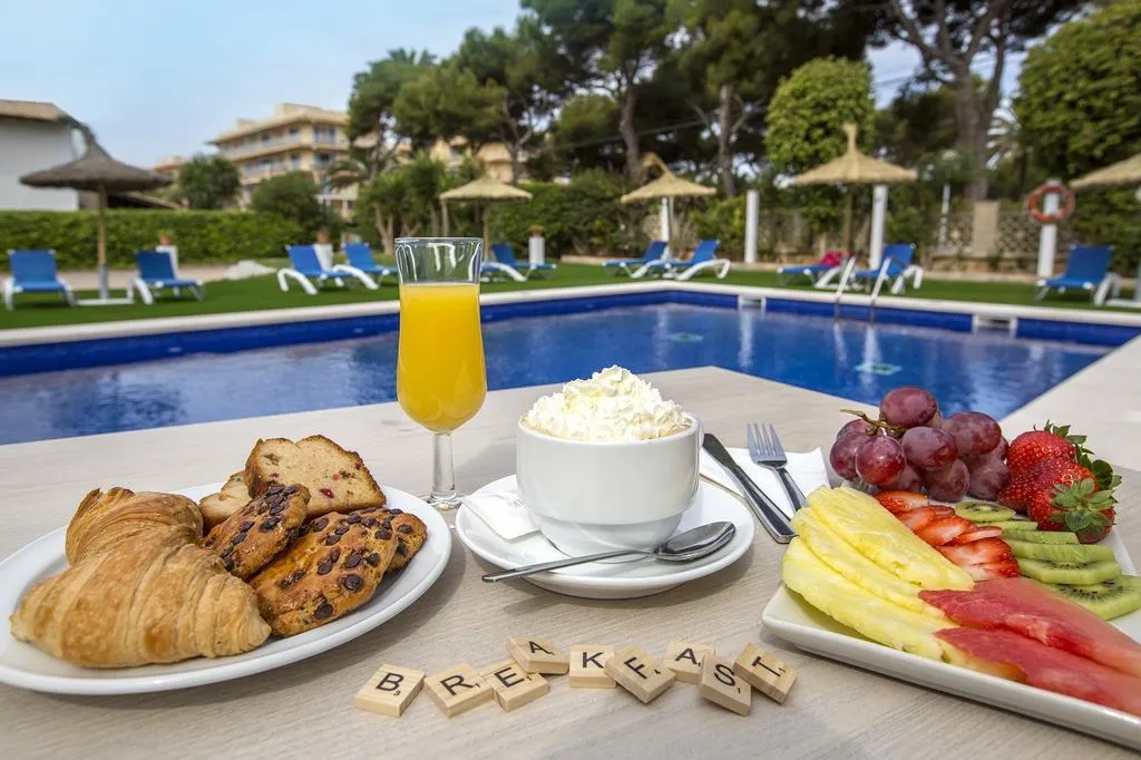 Terrace, Hotel Foners - Adults only, Majorca
