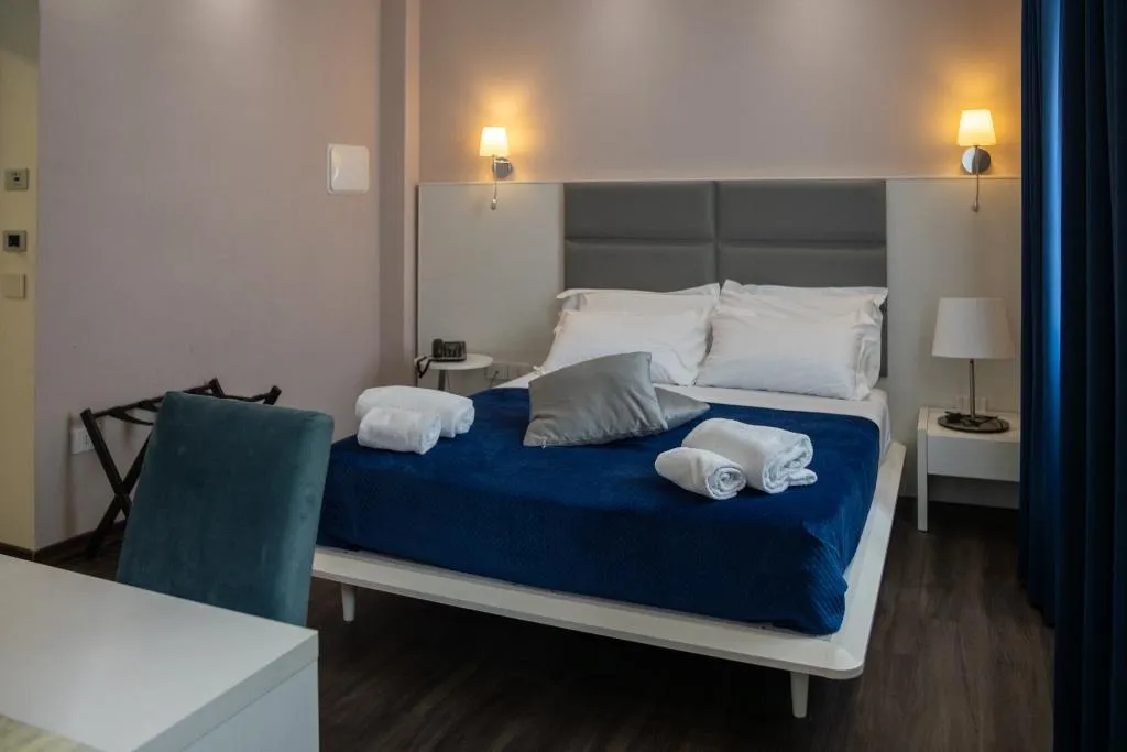 Double or Twin STANDARD Room, Palazzo Cappuccini Art Relais, Naples