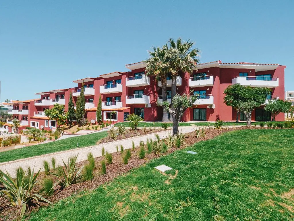 General view, Topázio Vibe Beach Hotel & Apartments, Algarve
