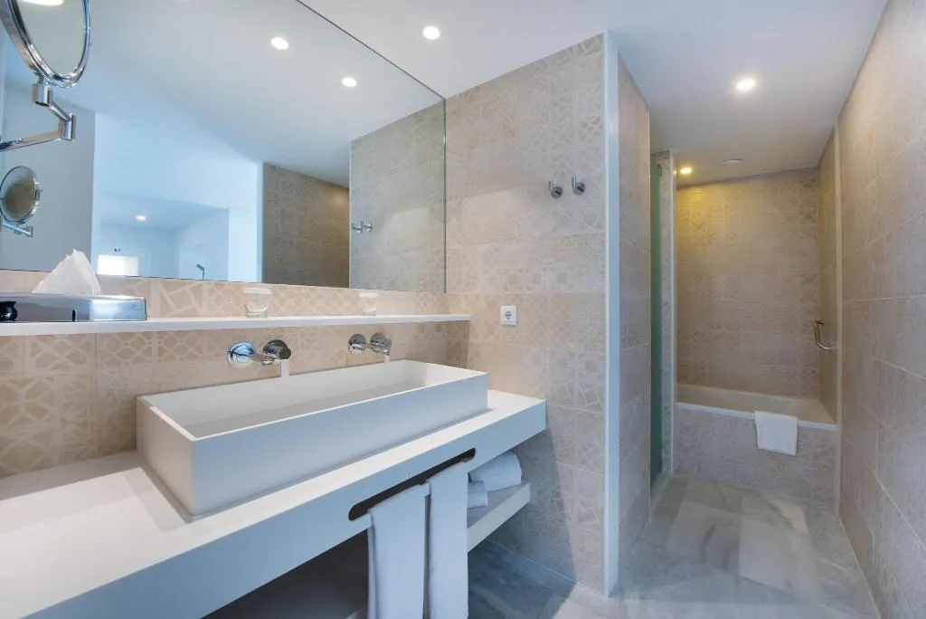 JUNIOR SUITE SUPERIOR WITH VIEWS Room, Iberostar Selection Marbella Coral Beach, Costa Del Sol