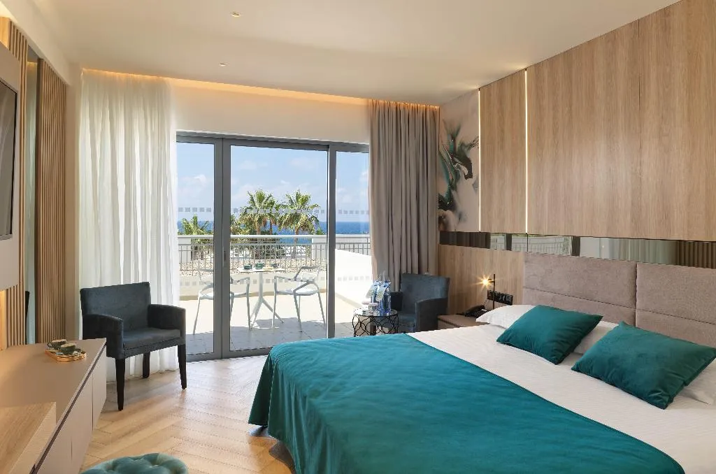 DOUBLE DELUXE SEA VIEW Room, St George Beach Hotel & Spa Resort, Cyprus