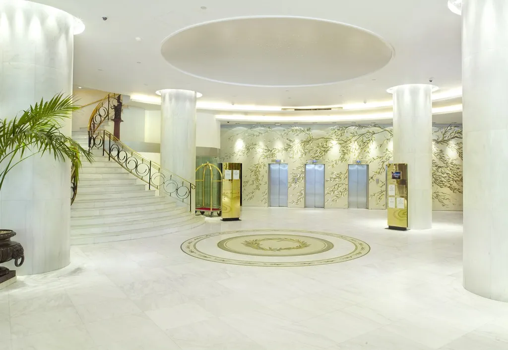 Lobby, Titania, Athens
