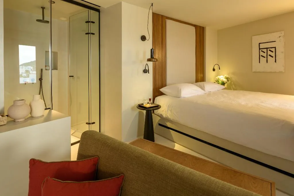 SUITE STANDARD Room, Potnia Theron Suites, Santorini