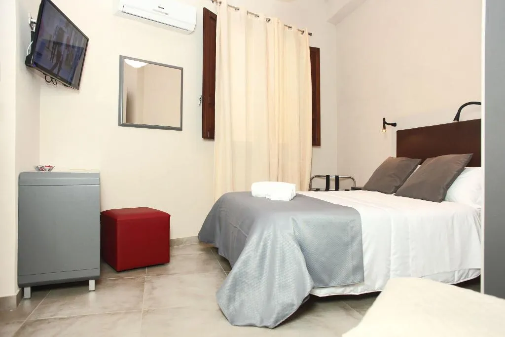 Room, Albergo Maccotta, Palermo