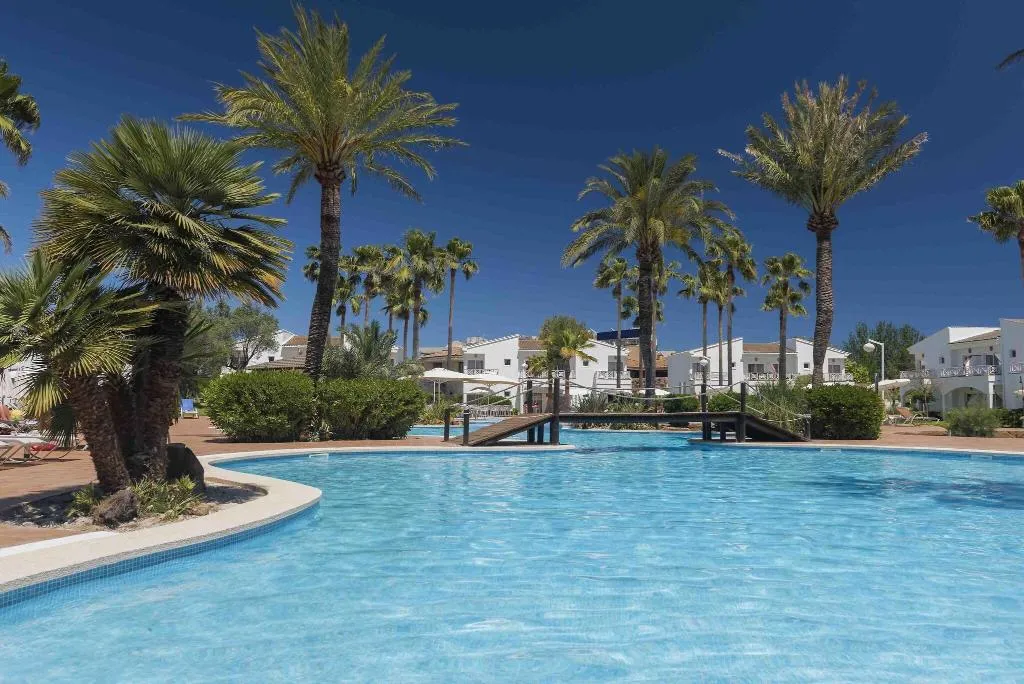 Pool, Garden Holiday Village, Majorca