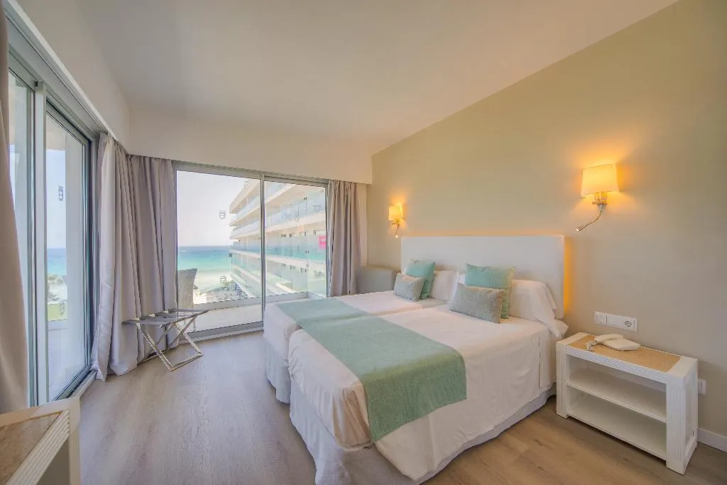 JUNIOR SUITE PREMIUM Room, Playa Esperanza Resort, Majorca