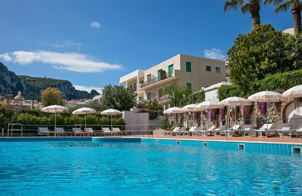 Pool, Hotel Syrene Capri, Naples