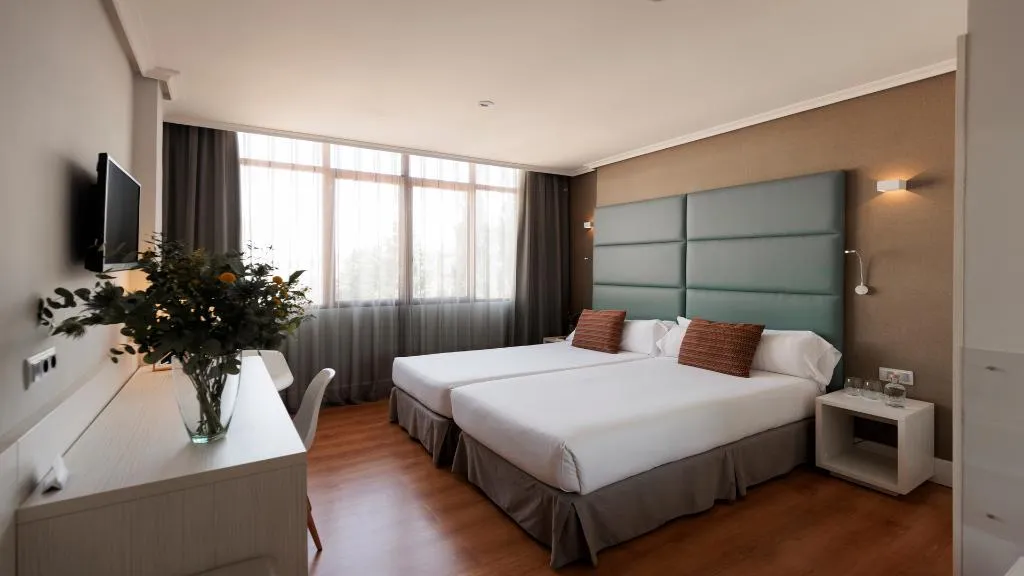DOUBLE SINGLE USE STANDARD Room, Pax Guadalajara, Madrid