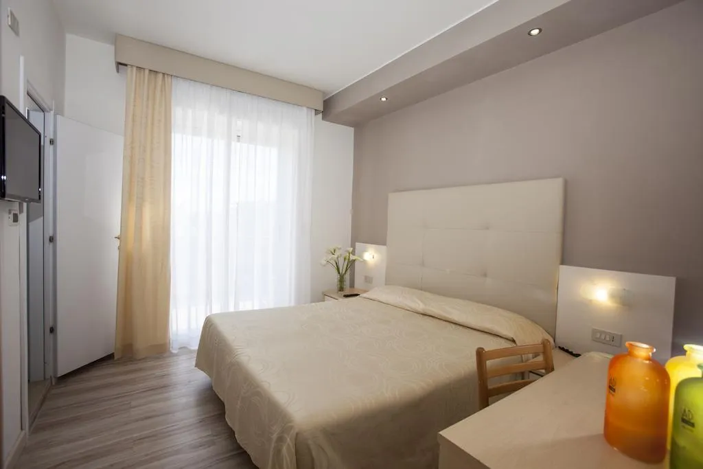 Room, Torino, Venice