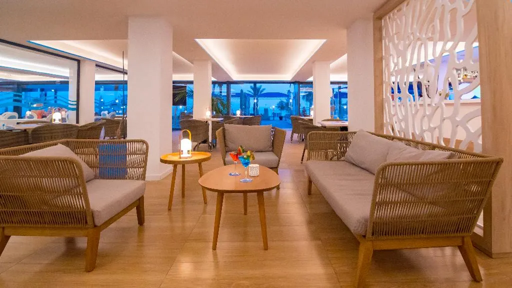 Lobby, Negresco, Majorca