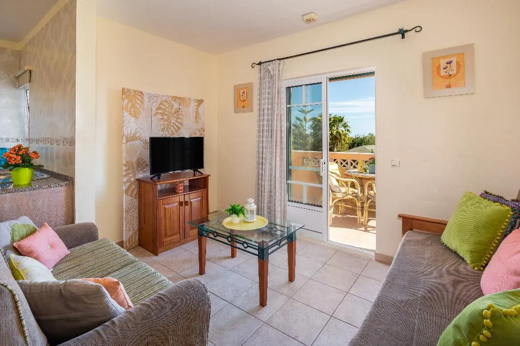 APARTMENT TWO BEDROOMS Room, Apartamentos Monte dos Avós, Albufeira, Algarve