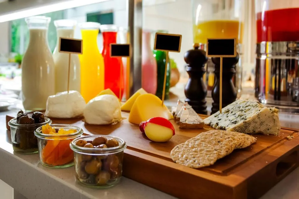 Restaurant, Lemon Tree Hotel Jumeirah, Dubai, Dubai