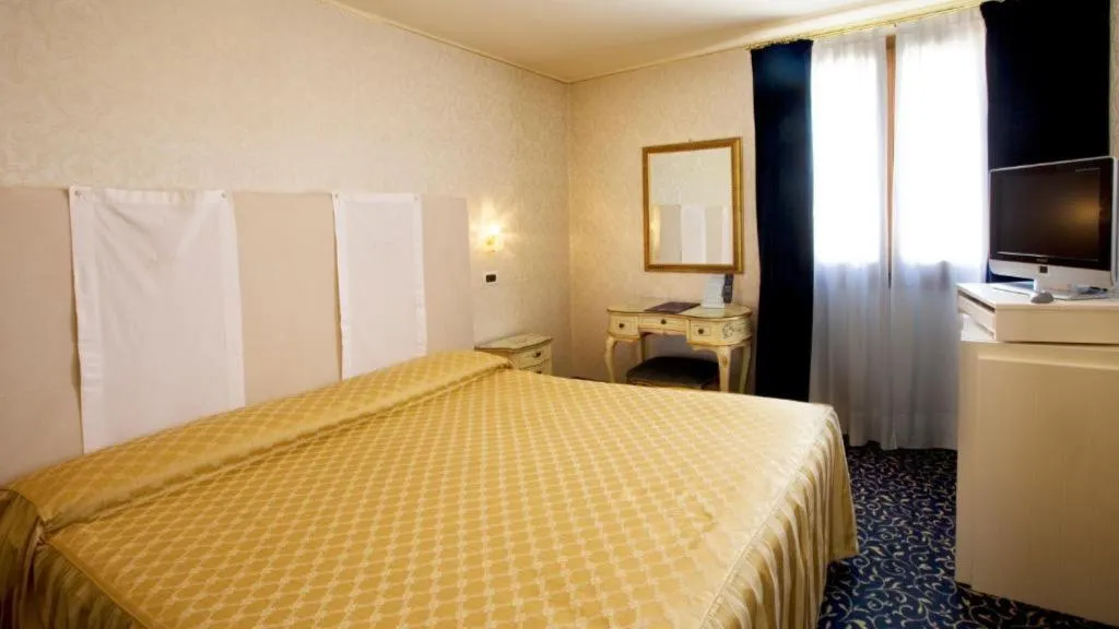 Double or Twin CLASSIC Room, Principe, Venice