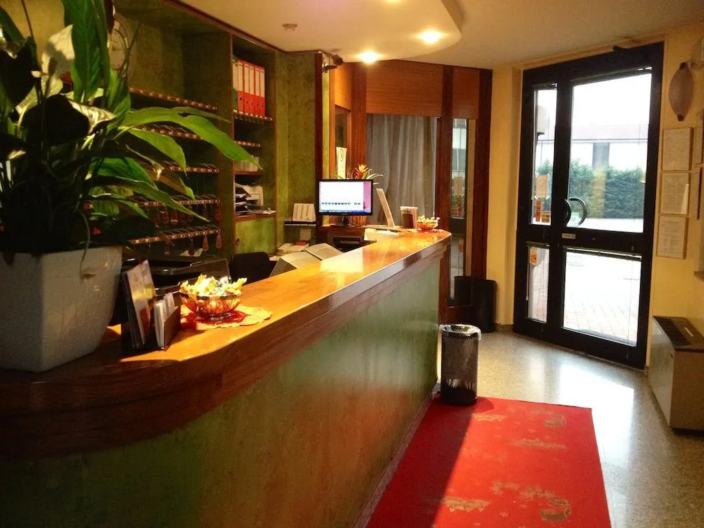 Lobby, Motel Europa, Milan