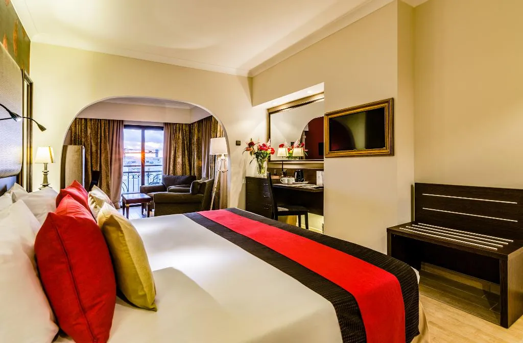 JUNIOR SUITE STANDARD Room, AX The Victoria, Malta