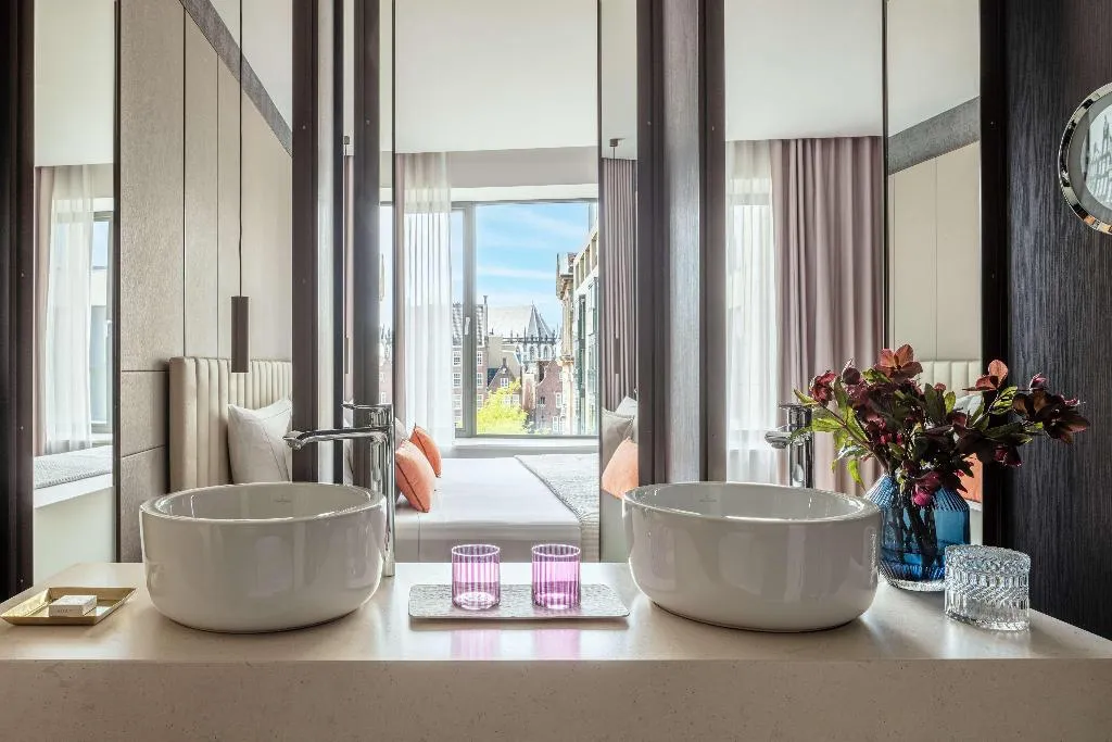 Room, Anantara Grand Hotel Krasnapolsky Amsterdam, Amsterdam