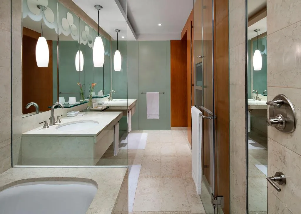 DOUBLE SINGLE USE PREMIUM Room, The H Dubai, Dubai
