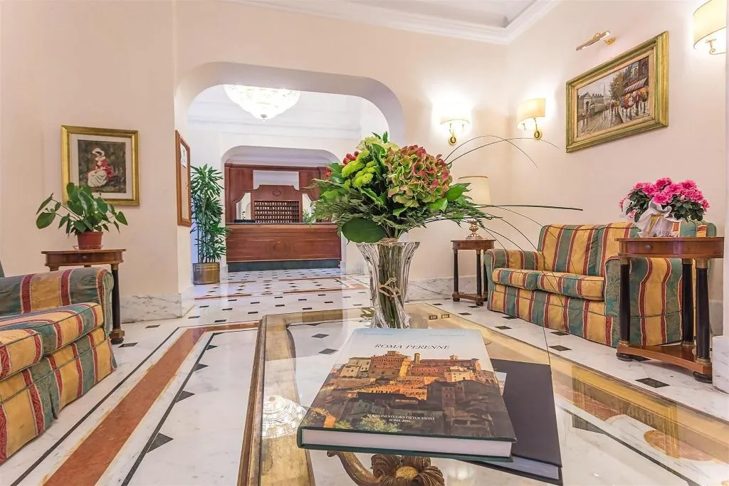 Lobby, Raeli Hotel Lux, Rome