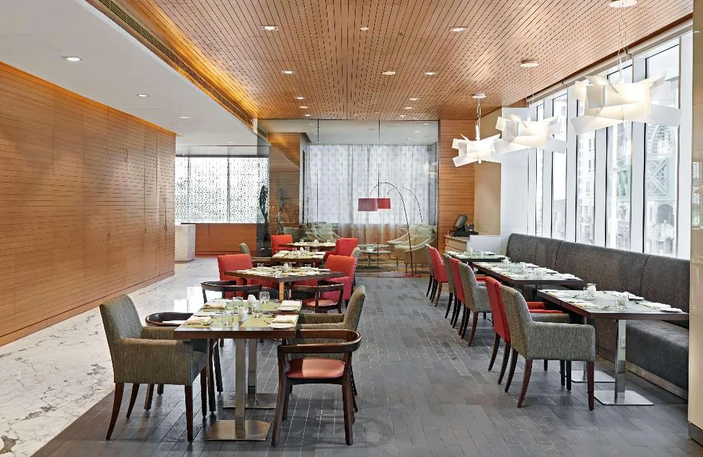 Restaurant, Hyatt Place Dubai Baniyas Square, Dubai