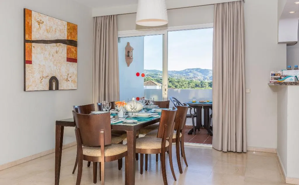 APARTMENT THREE BEDROOMS Room, Ona Alanda Club Marbella, Costa Del Sol
