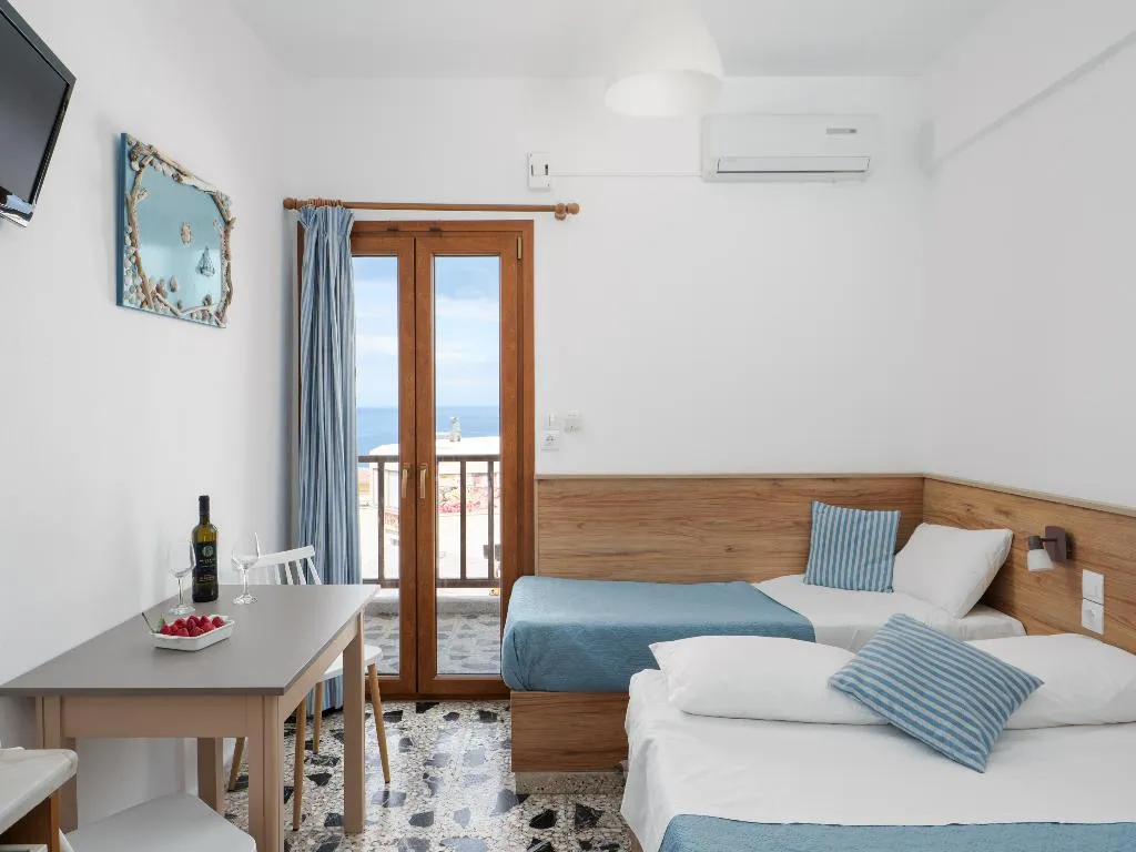 Double or Twin SEA VIEW POOL VIEW Room, Spiros-Soula Family Hotel & Thematic Suites, Crete