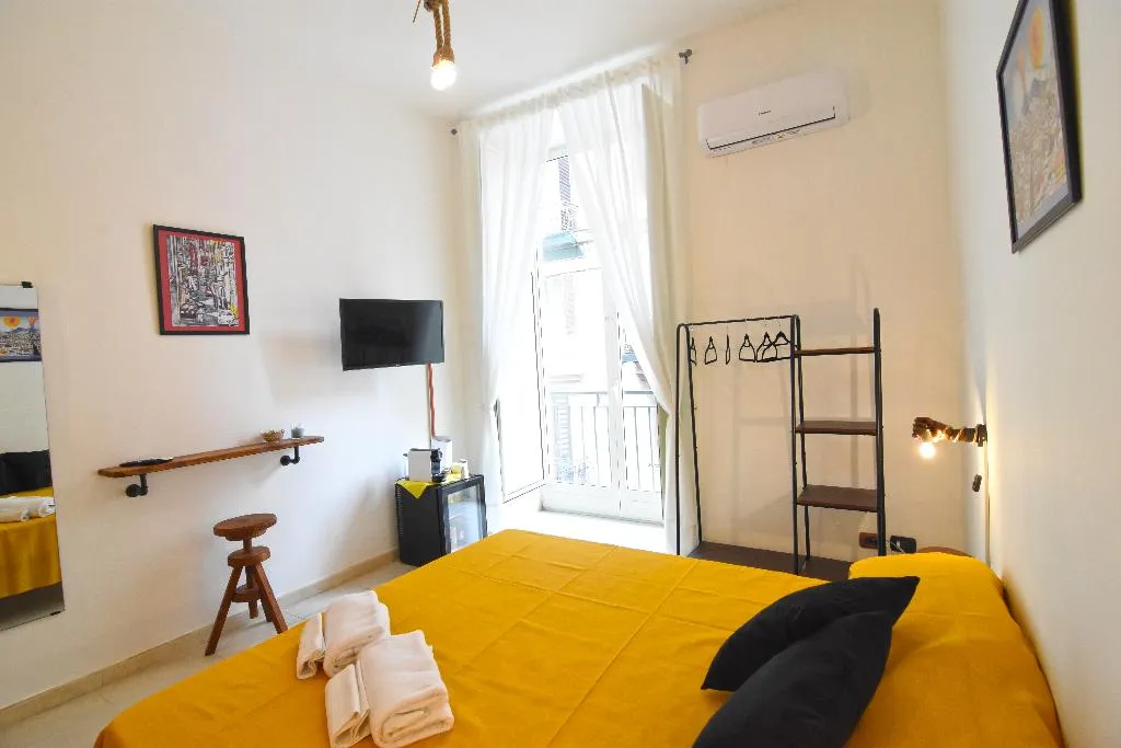 DOUBLE STANDARD Room, Napoli Cityscape, Naples