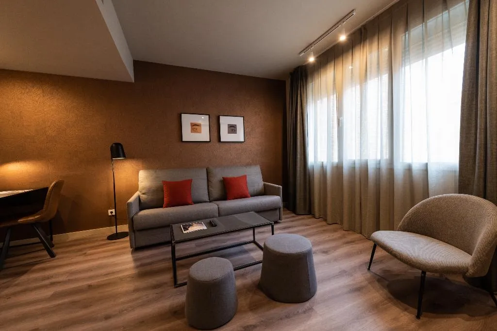 Double or Twin SUPERIOR Room, Atenea Rekord Suites, Barcelona