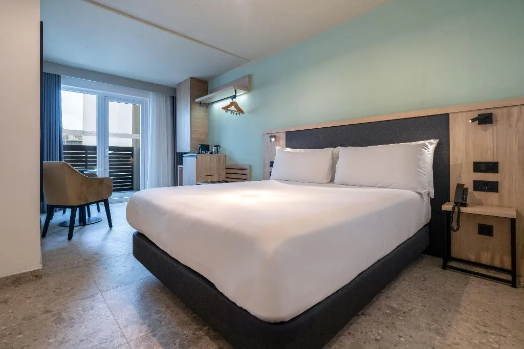 DOUBLE KING SIZE BED Room, Hotel Scirocco St Julian's Affiliated By Melia, Malta