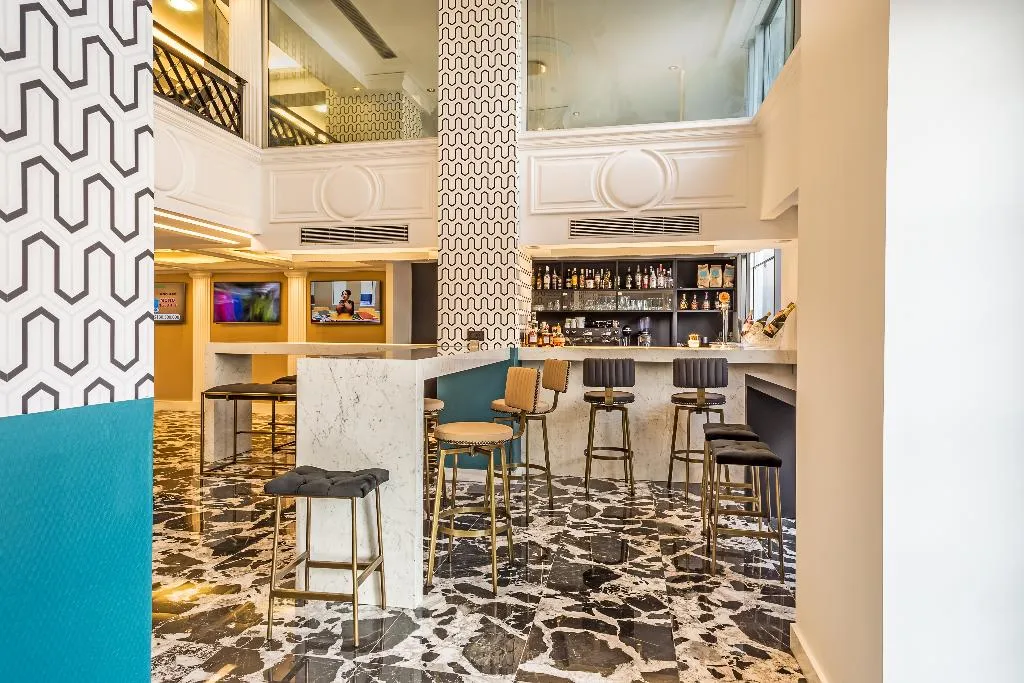 Lobby, Airotel Stratos Vassilikos, Athens