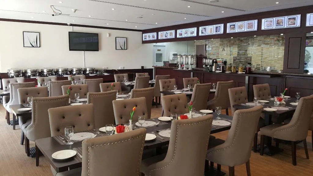 Restaurant, Easyhotel, Dubai