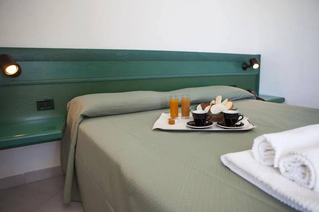 Room, Miralonga, Olbia