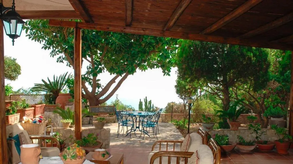 Restaurant, B&B Villa Sorriso, Catania
