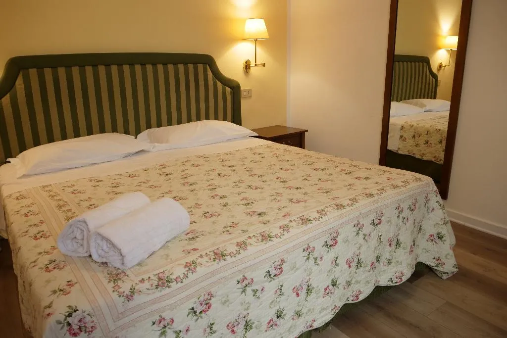 DOUBLE ECONOMY Room, Hotel Elios, Taormina