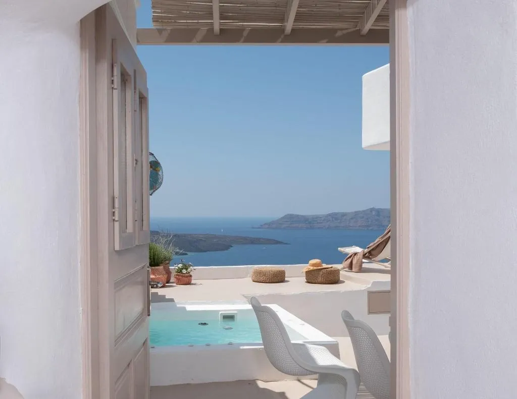General view, Globe Suites, Santorini