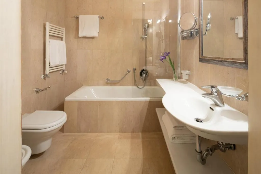 DOUBLE PREMIUM WITH VIEWS Room, Maison Venezia | UNA Esperienze, Venice