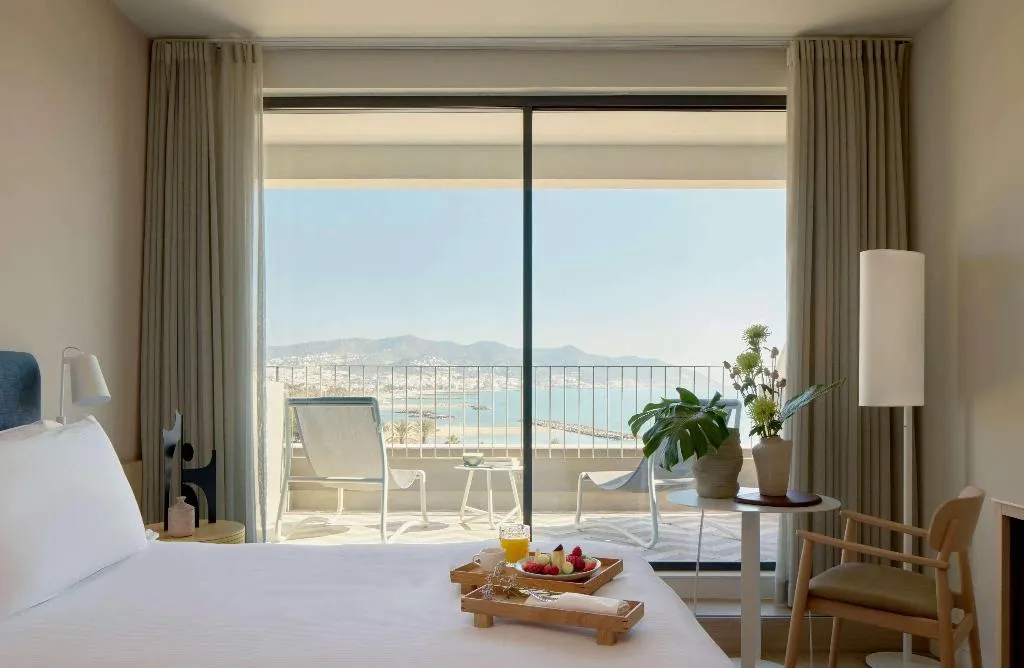 DOUBLE SIDE SEA VIEW Room, ME Sitges Terramar, Costa Brava